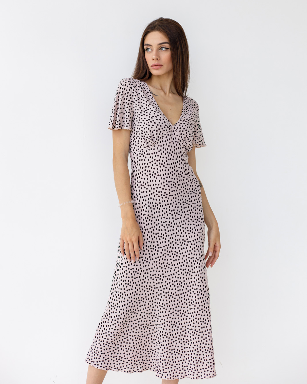 

Платье Wear me с подрезом из штапеля M Беж+горох 1w/19/32D