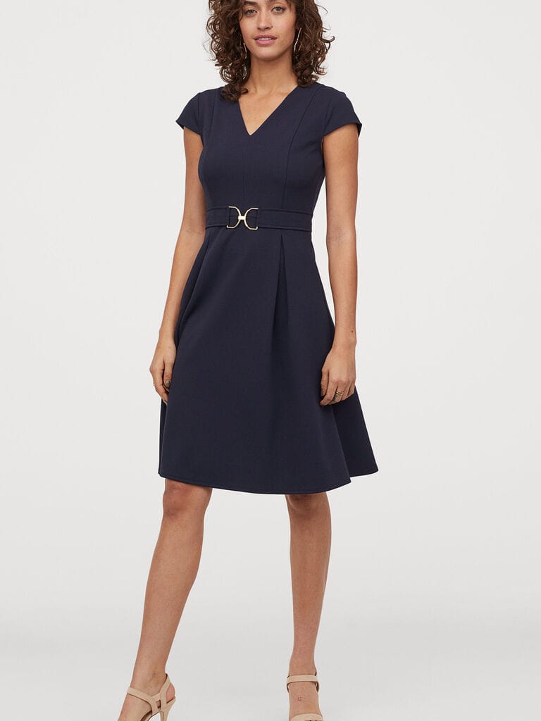 

Платье H&M 060859121 М Темно-синее