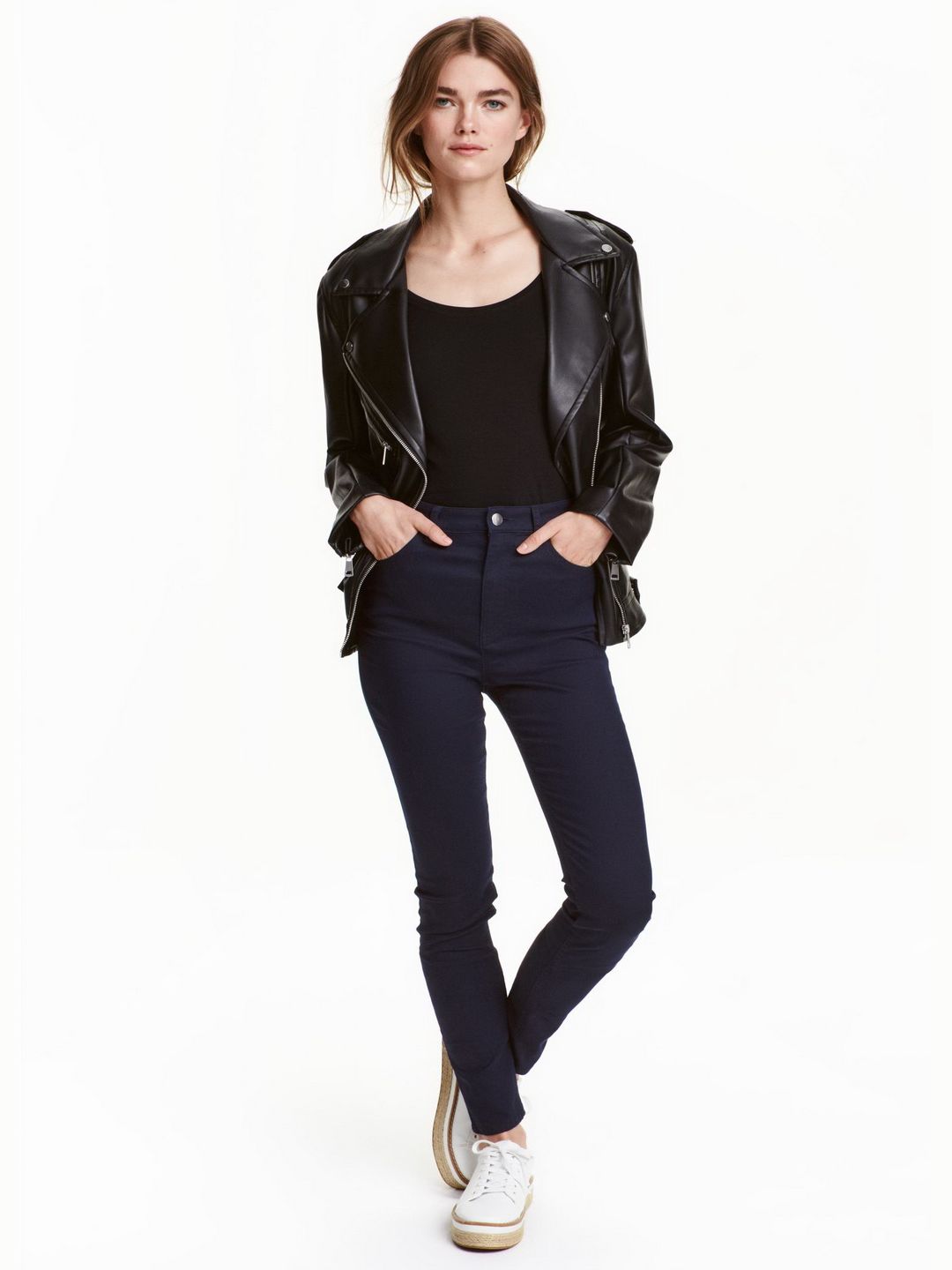 

Брюки H&M 0254940-4  Синие (СА2000001621363, Брюки H&M 0254940-4 36 Синие (СА2000001621363)