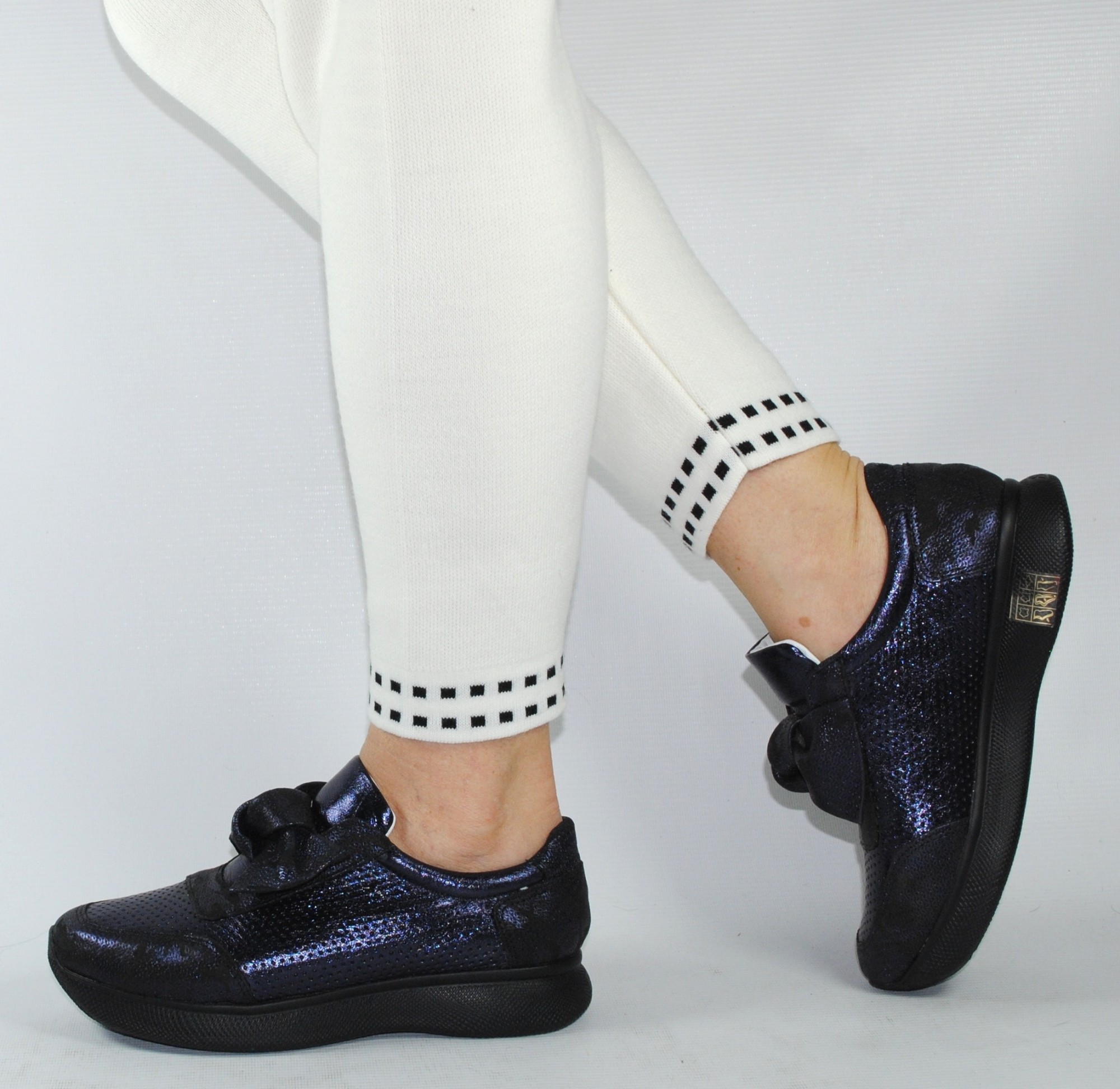 

Женские кроссовки Trend 2116714 38 Синий