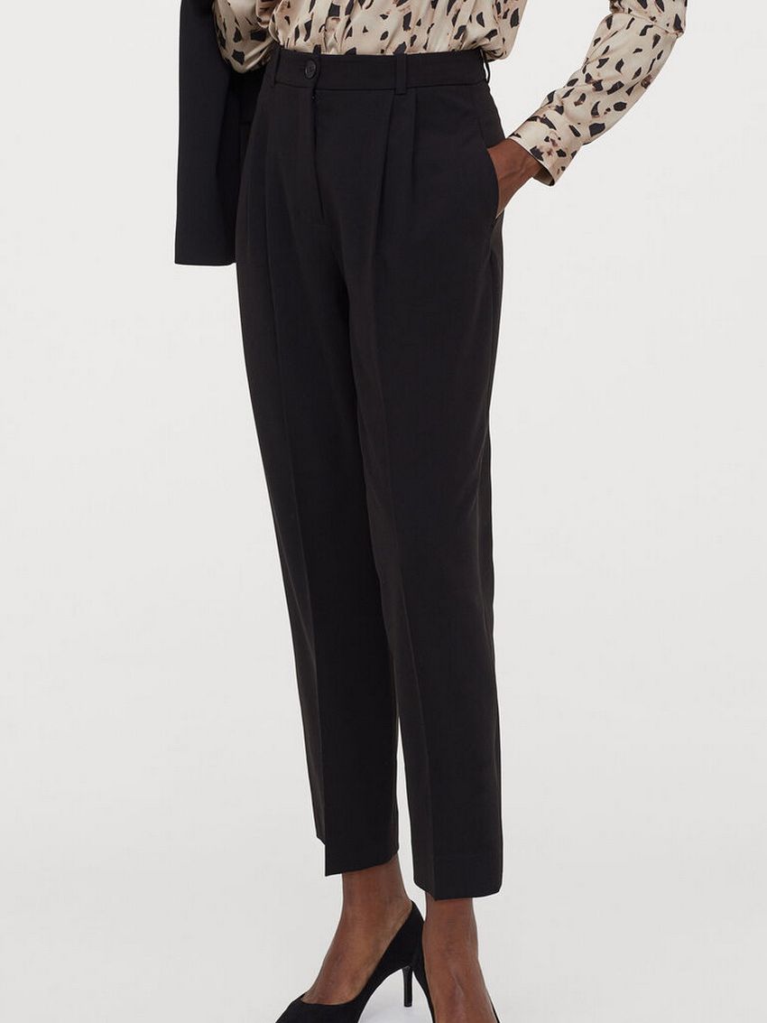 

Брюки H&M 0806527-1  Черные (СА2000001731147, Брюки H&M 0806527-1 48 Черные (СА2000001731147)