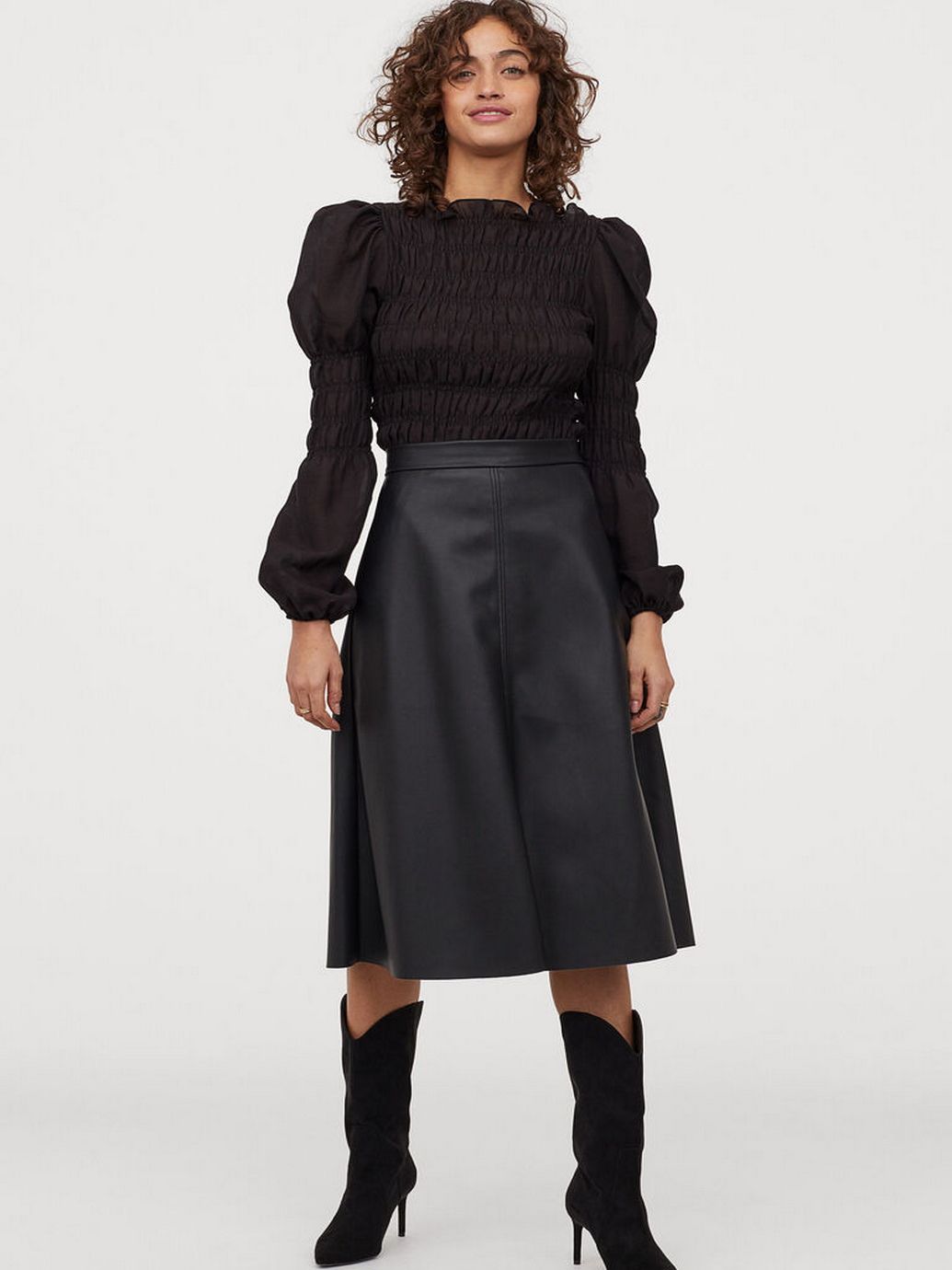 

Юбка H&M 02-0856232-1  Черная (СА2000001637838, Юбка H&M 02-0856232-1 34 Черная (СА2000001637838)