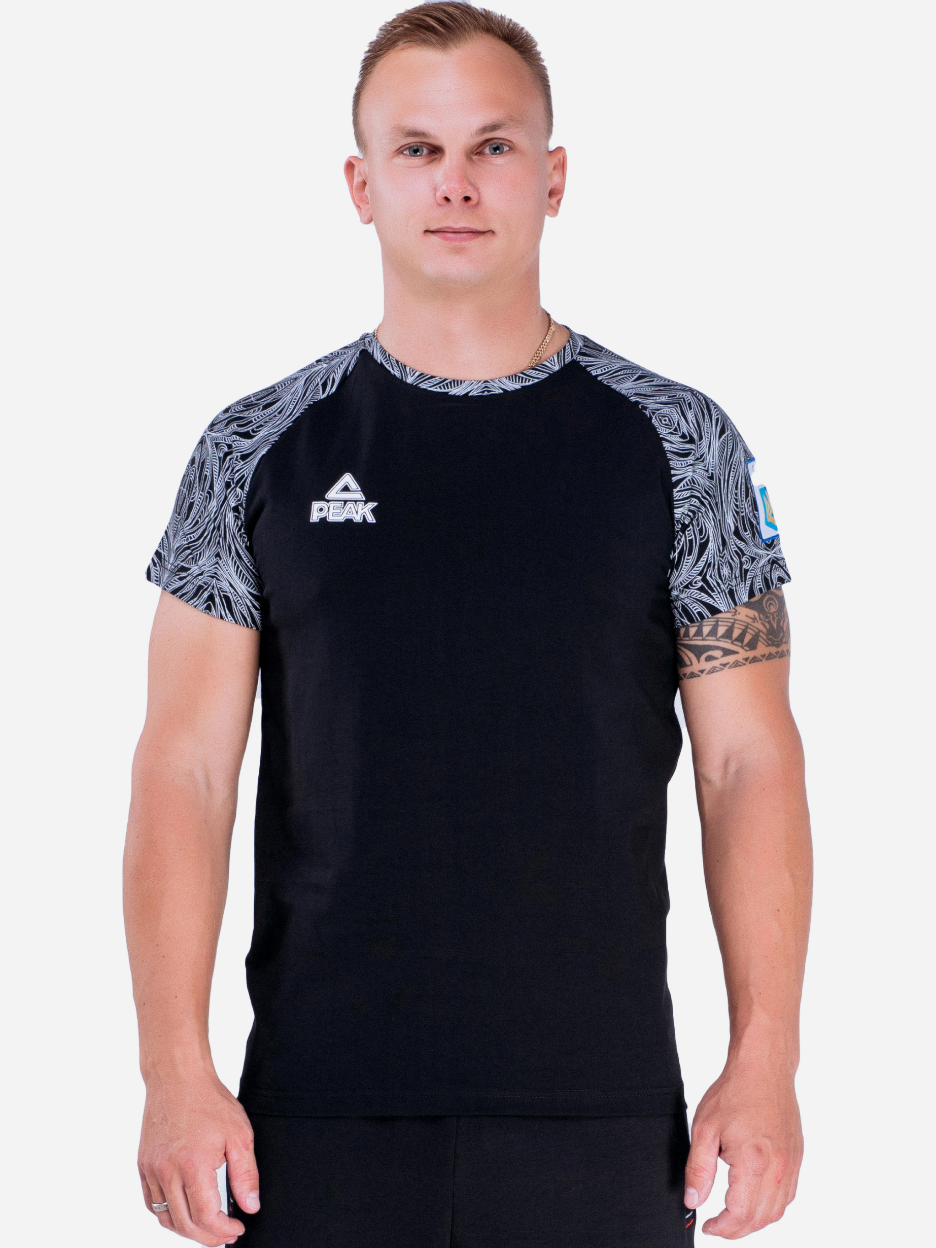 

Футболка PEAK FS-UM1904NOK-BLA XS Черная