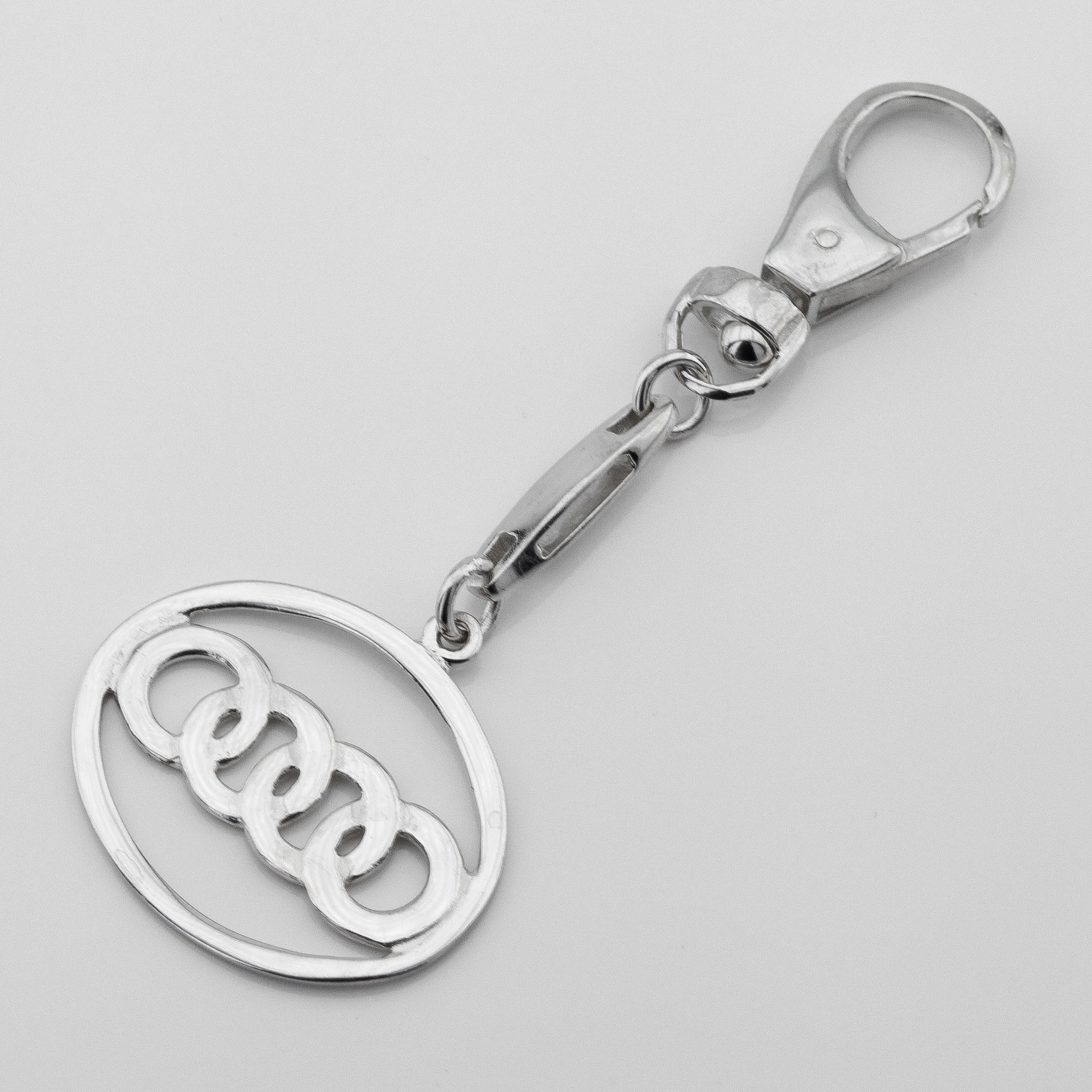 

Серебряный брелок Audi (Ауди) 21007-4 Диамант