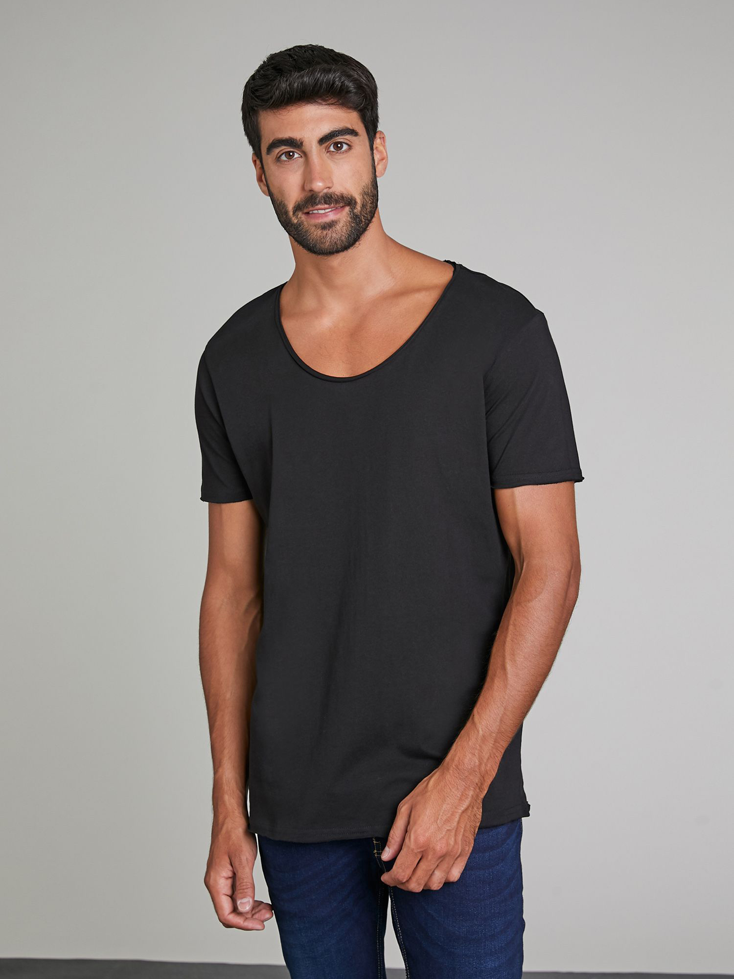 

Футболка Piazza Italia 33161-3 S Black