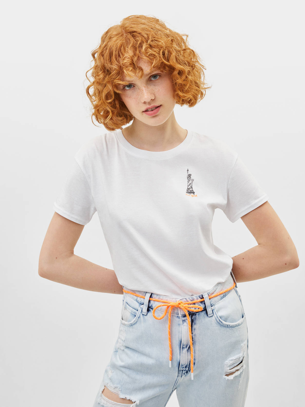 

Футболка Bershka 02489987251  Белая, Футболка Bershka 02489987251 L Белая