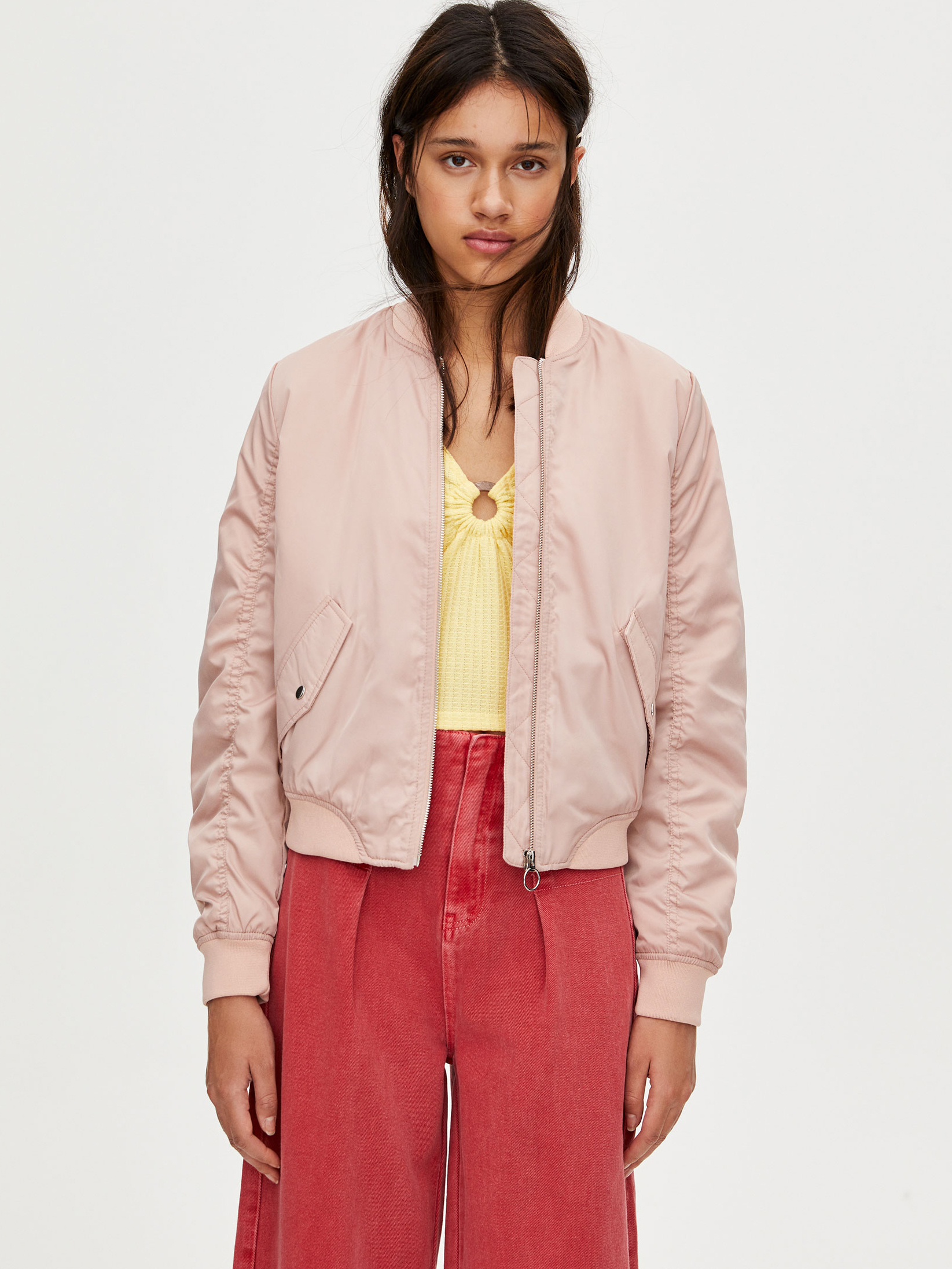 

Куртка Pull & Bear 05710303620 XS Пудра