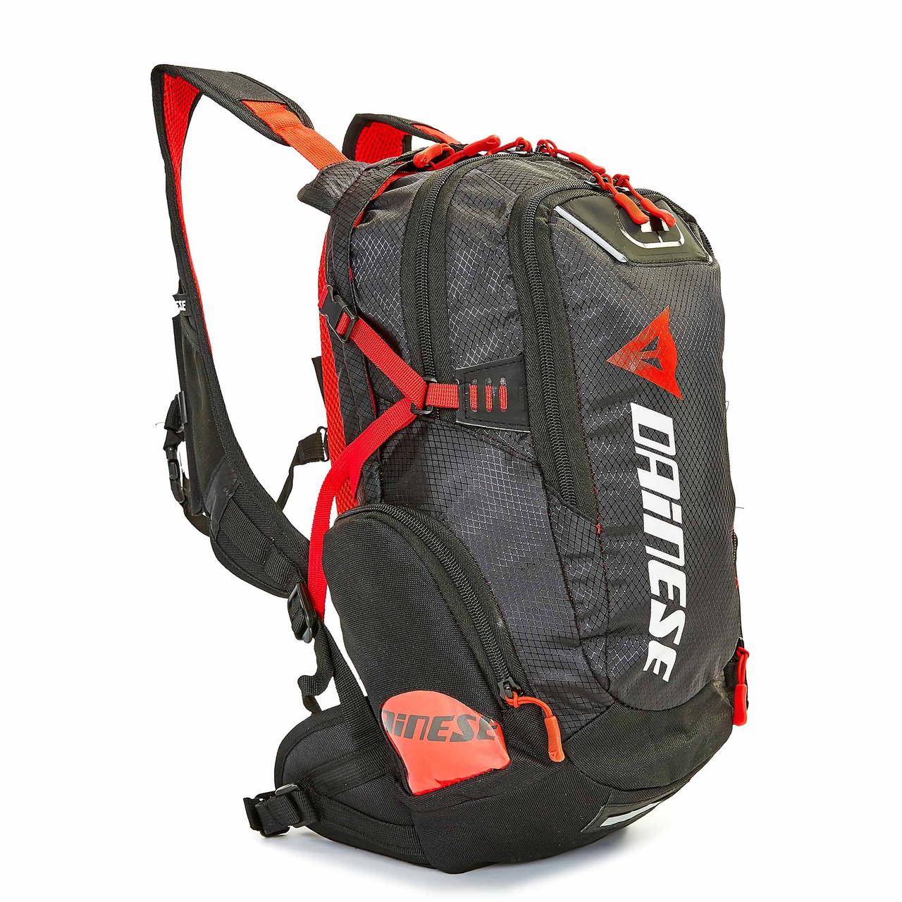 

Моторюкзак с местом под питьевую систему DAINESE Heroe MS-7001 размер 22x34x17см Black-Red