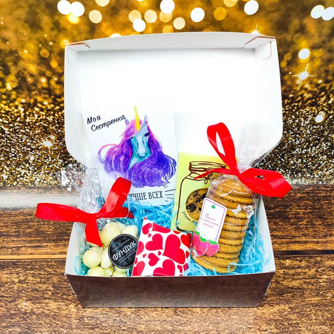 

Подарочный набор «Sweets for sister»