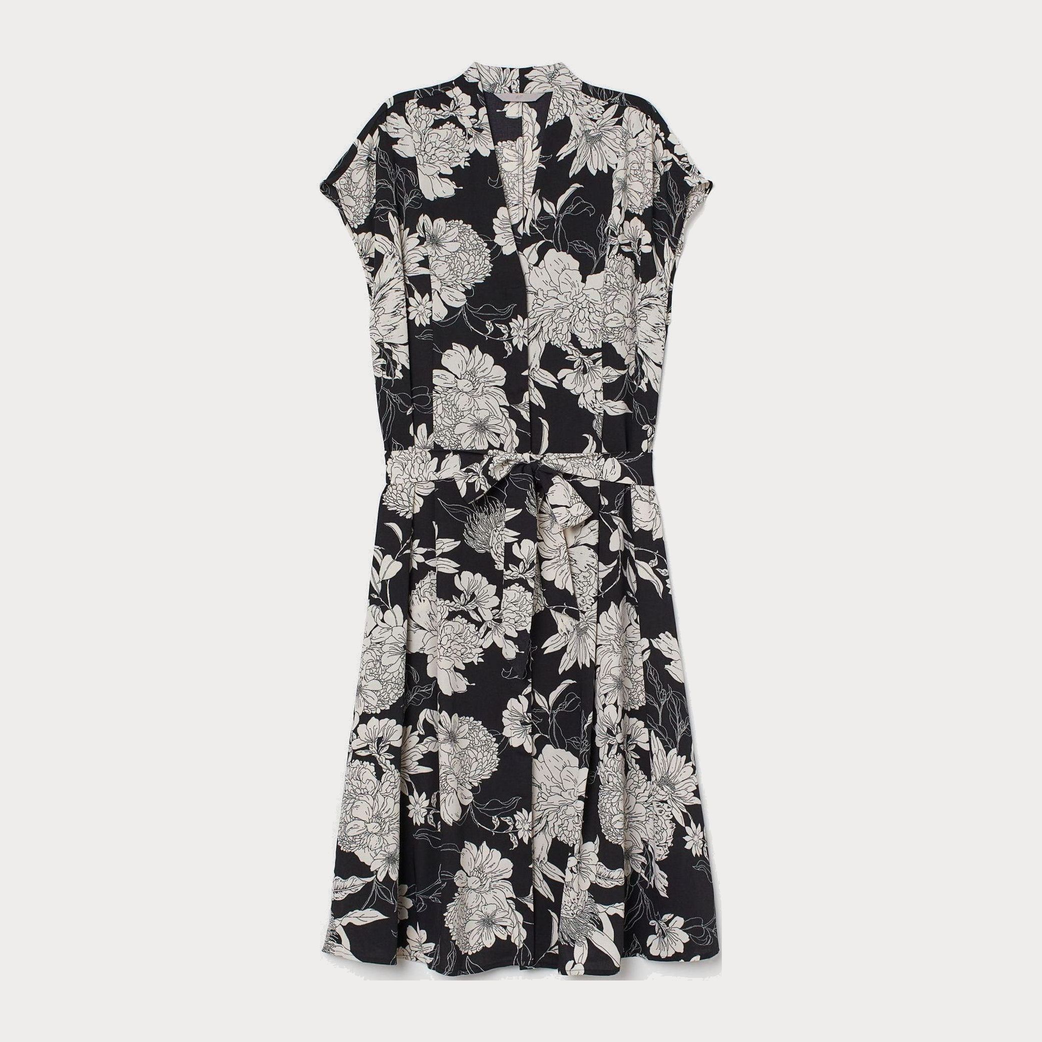 

Платье H&M 8801861-ACOZ 44 Черное