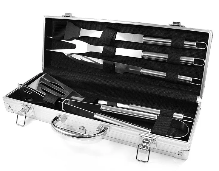 

Набор принадлежностей для барбекю мангала гриля BBQ Tools Set AL 5 предметов в алюминиевом кейсе 37х13х7 см