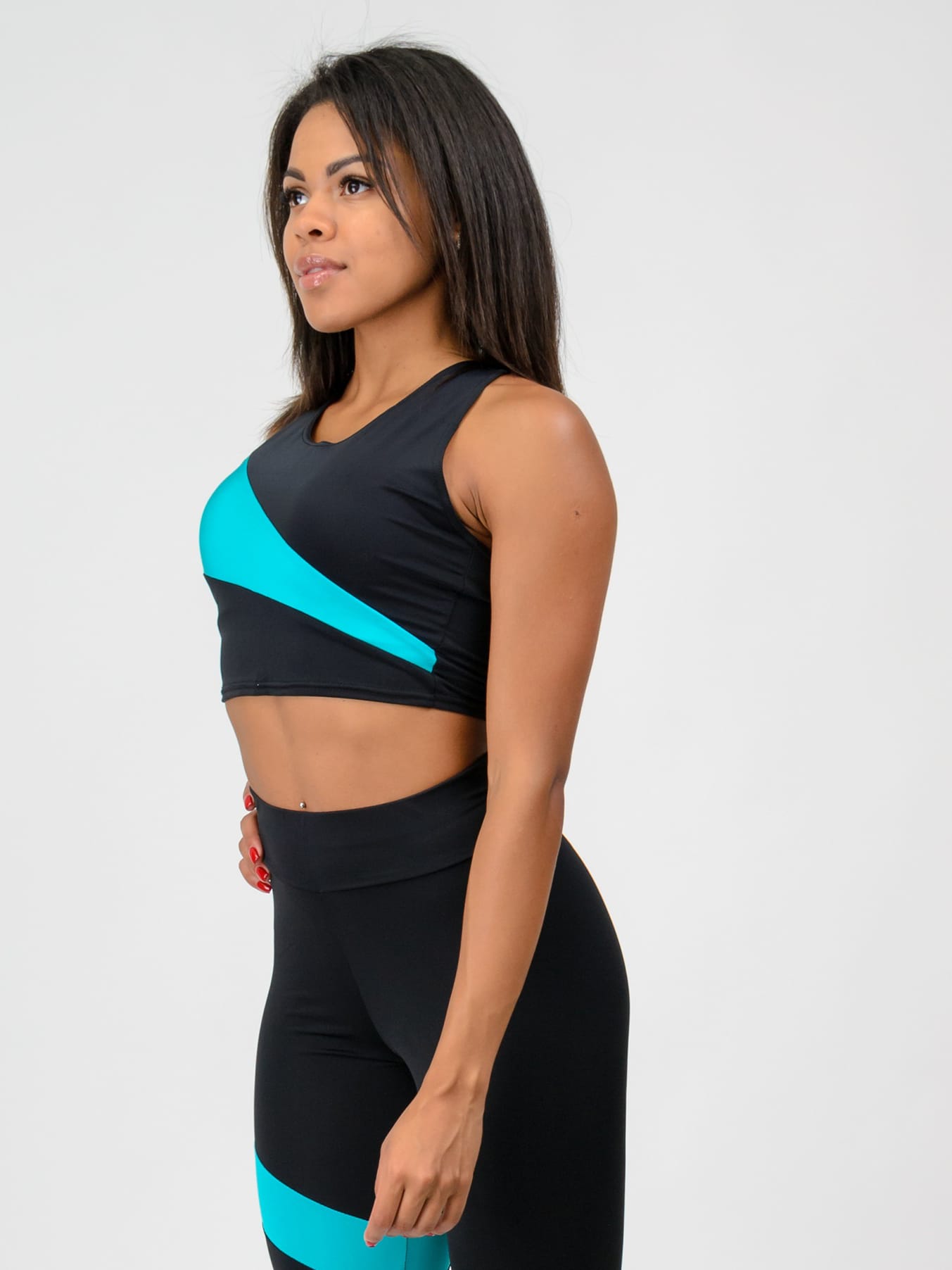 

Топ спортивный Total Pro тп2019028 M-L Черный с бирюзовым