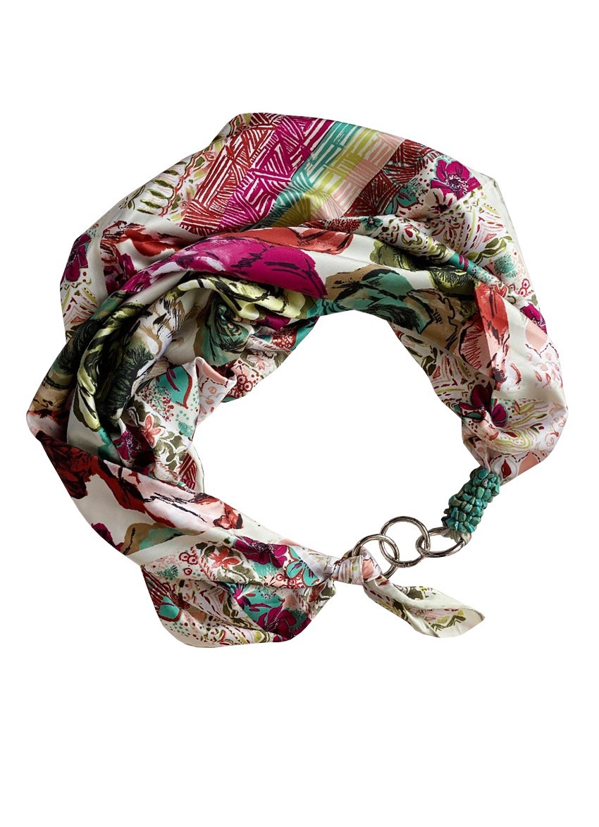 

Платок MyScarf шелковый с принтом и камнями "Морозное утро"