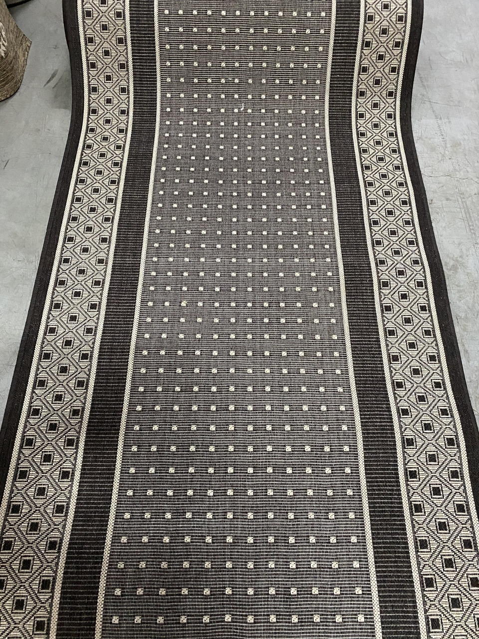 

Безворсовая дорожка Карат Naturalle 2,0 м погонный метр Коричневый 903/9120