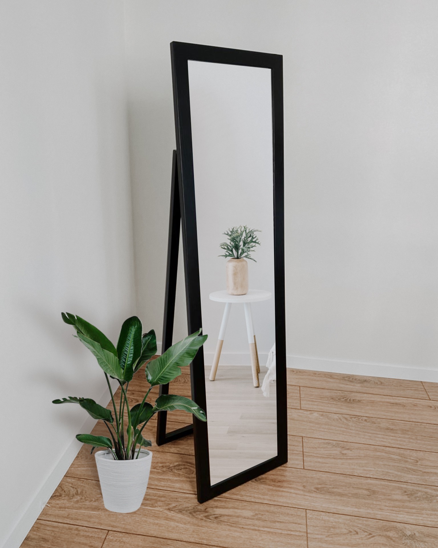 

Зеркало напольное в деревянной раме HomeDeco черное 170х40