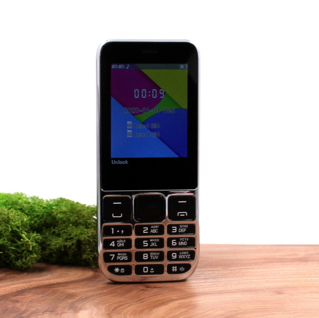 

Кнопочный мобильный телефон в металлическом корпусе Dk-Tel C5-00 (2021) Black