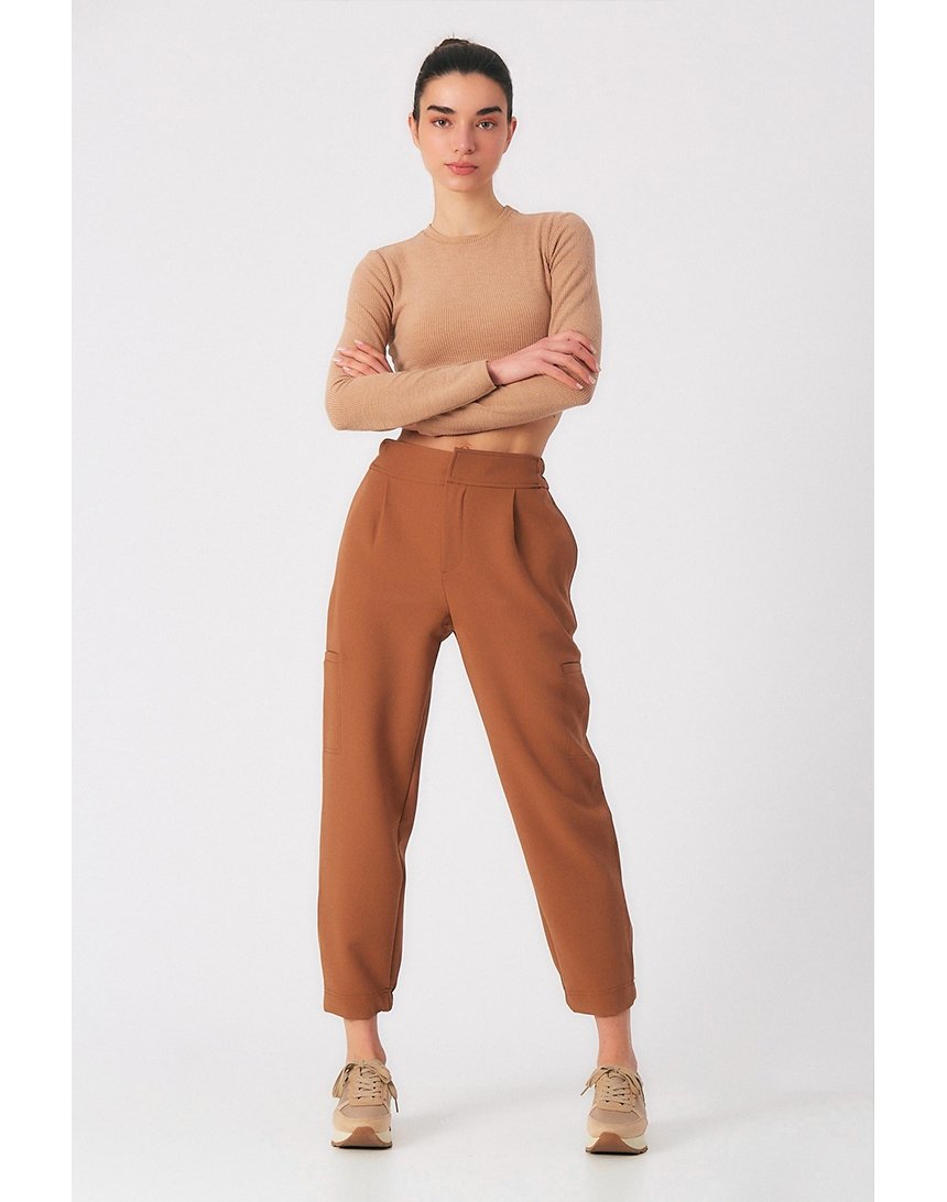 

Укороченные блумерсы Robin на резинке 40 (L) темно-бежевые (D83477 camel)
