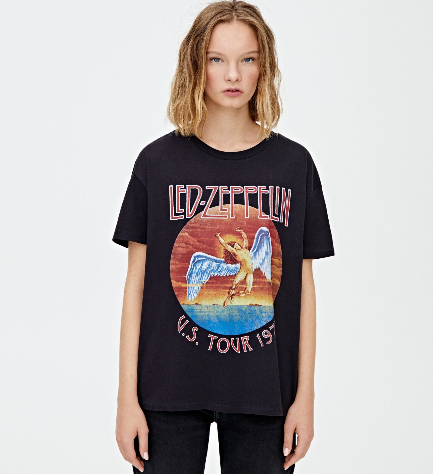 

Футболка женская Led Zeppelin, черный Berni Fashion (S) Черный