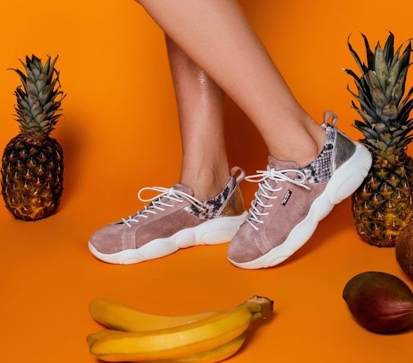 

Замшевые кроссовки PADUCHINI GLAMOROUS TED 40 26 см. Пудровые