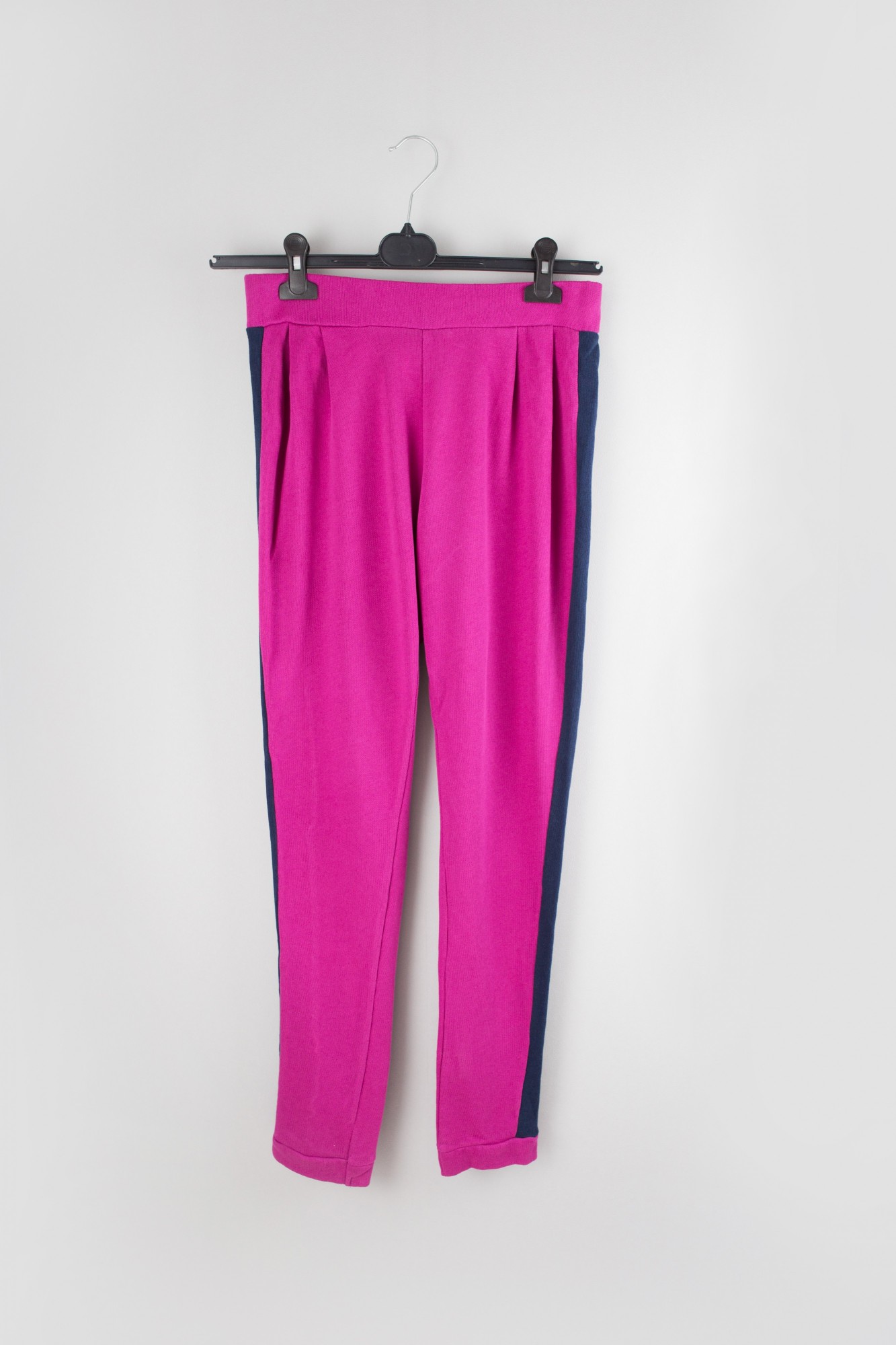 

Штаны United Colors of Benetton 170см фуксия 1132845341355
