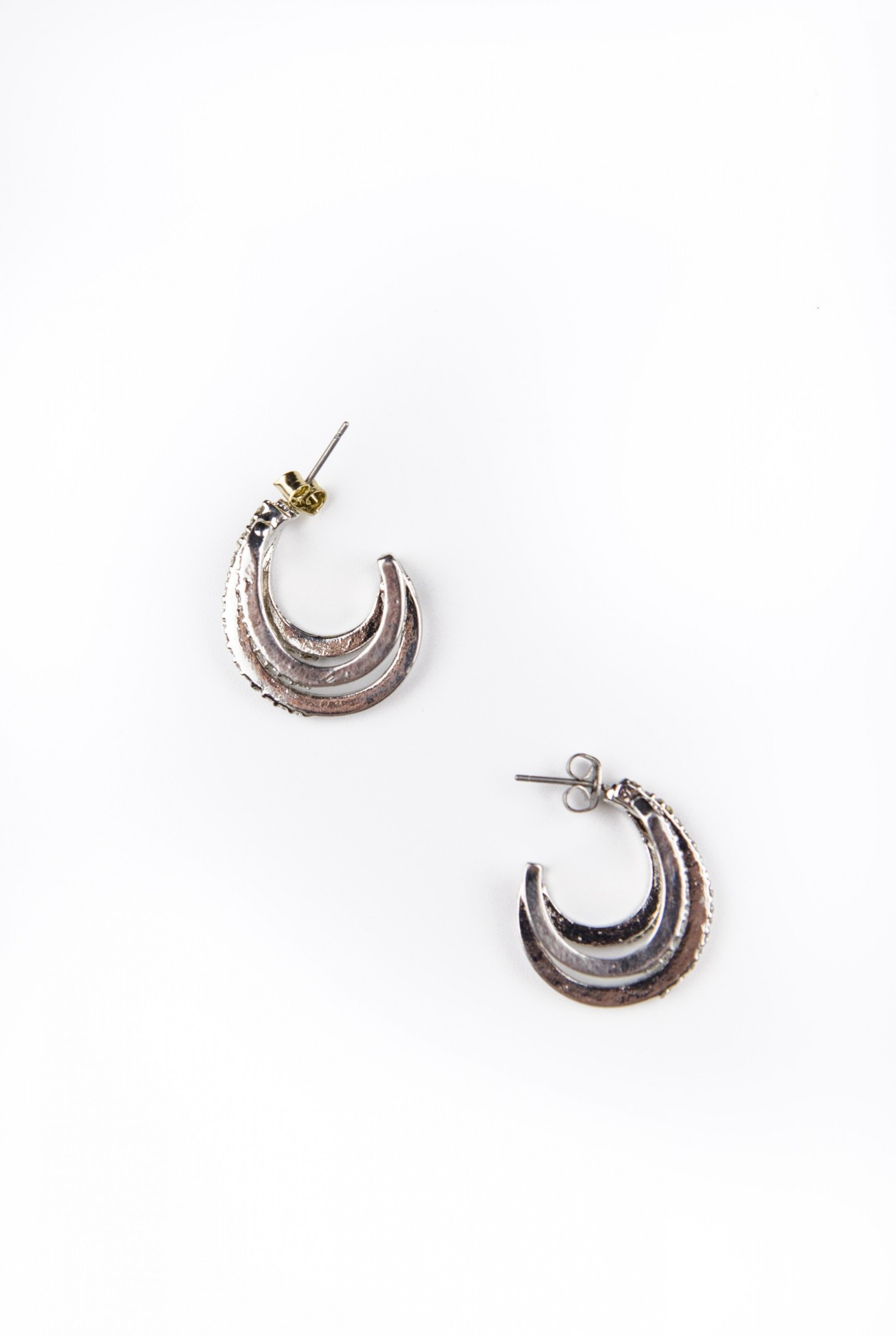 

Серьги H&M 8452002142088