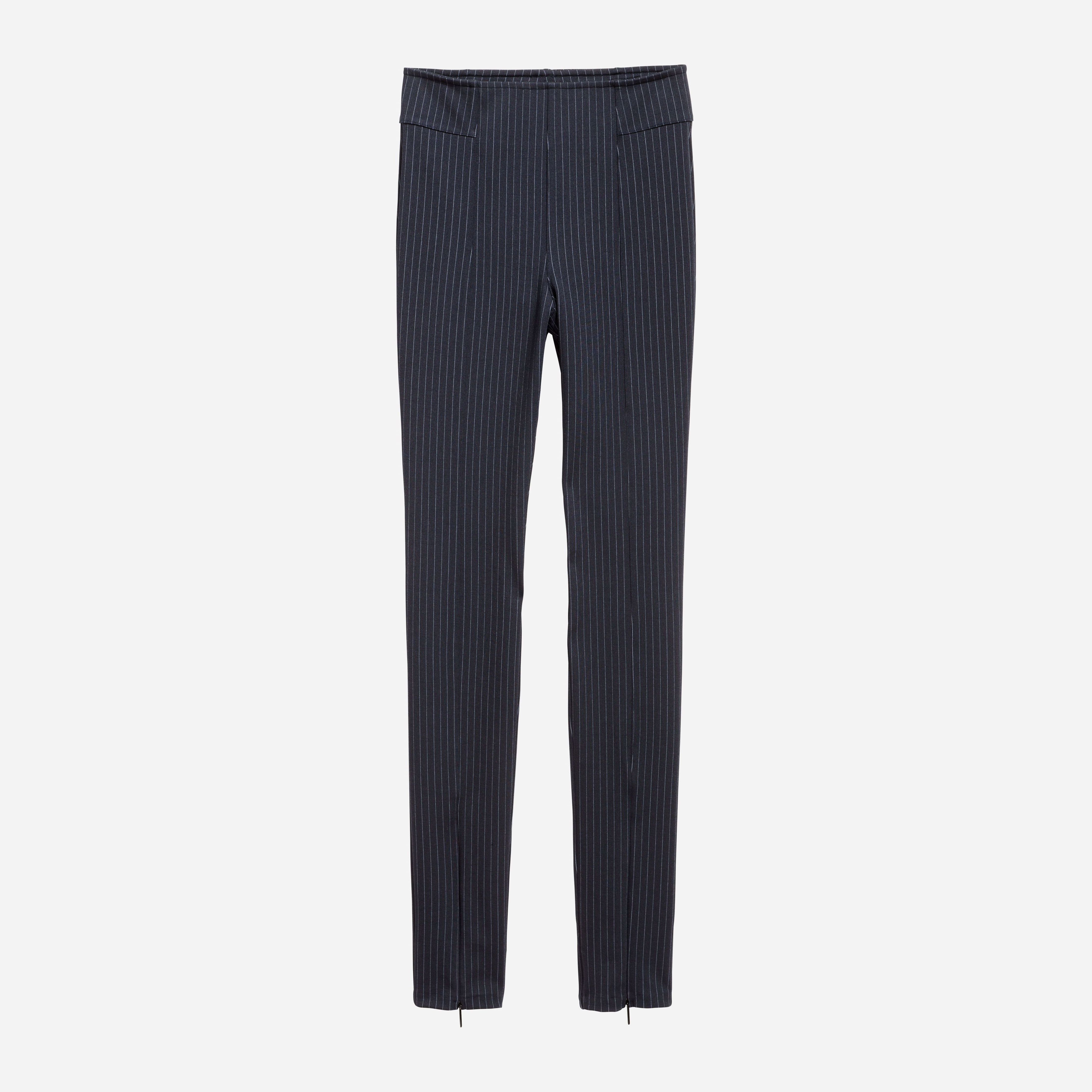 

Брюки H&M 5477526-ADWJ 36 Темно-синие с белым