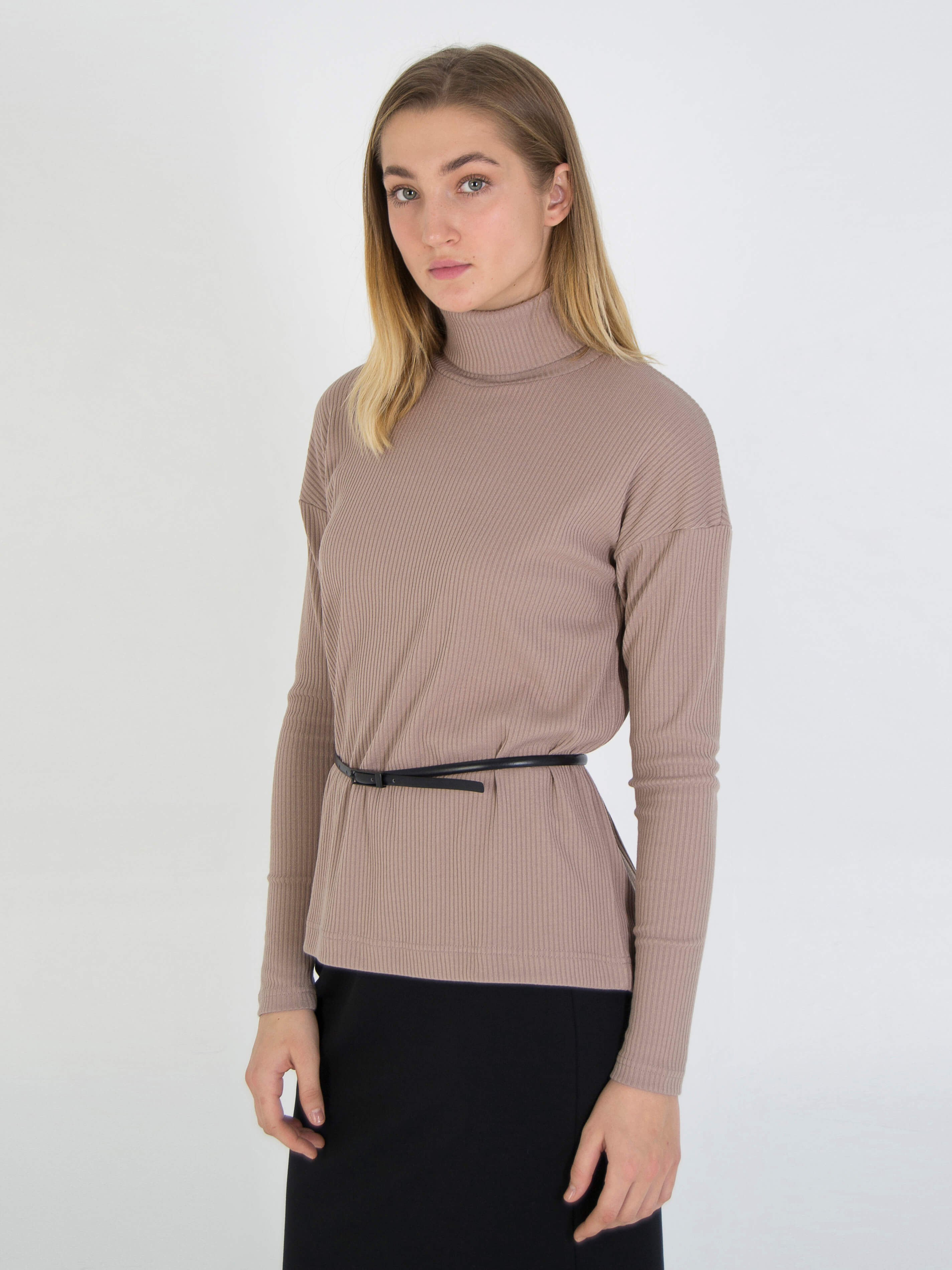 

Гольф женский Fromus широкий в рубчик XL/XXL(48-50) Светло-коричневый