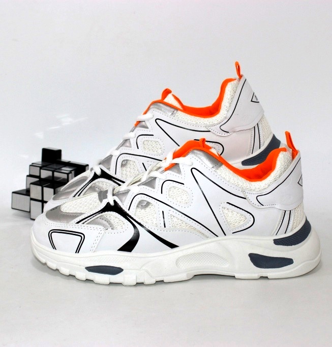 

Кроссовки мужские Shoes 42 26.5см белый