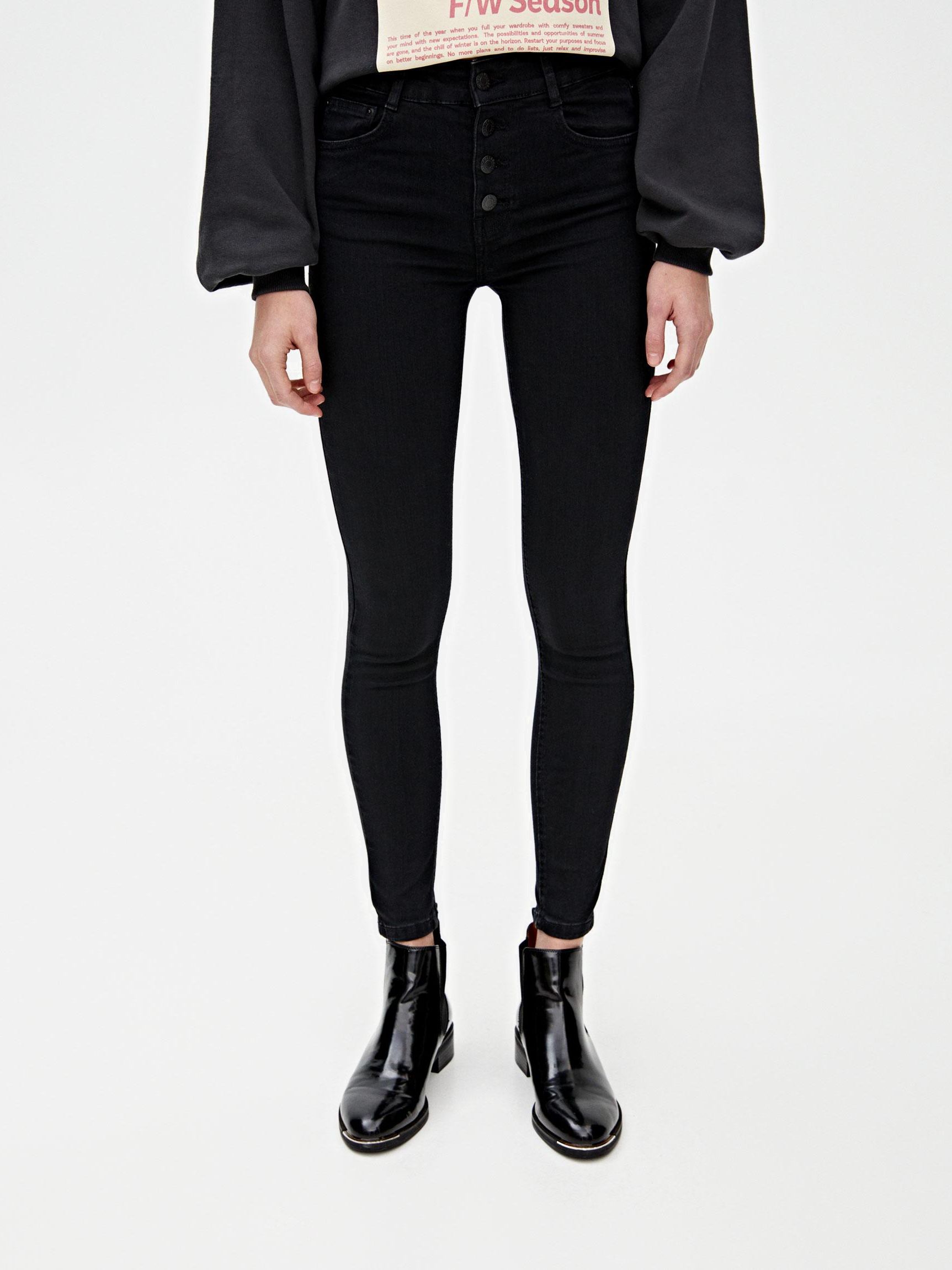 

Джинсы Pull & Bear 9682/310/800-AAAD 34 Черные