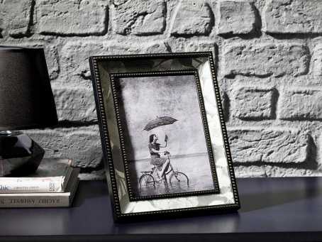 

Фоторамка Monochrome 15x21 см EH