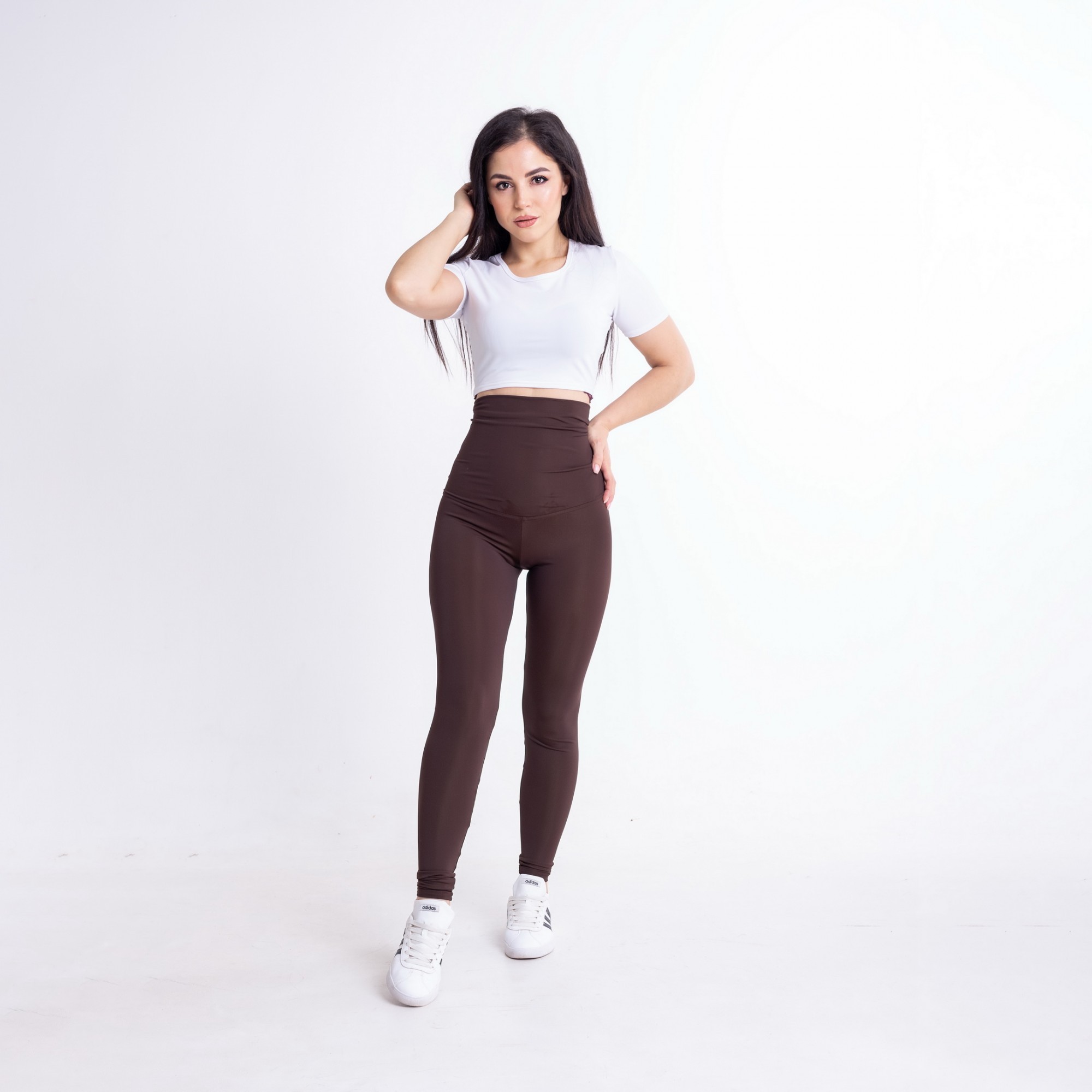 

Комплект FitU спортивный женский Classic T-sh brown коричневый с белым M