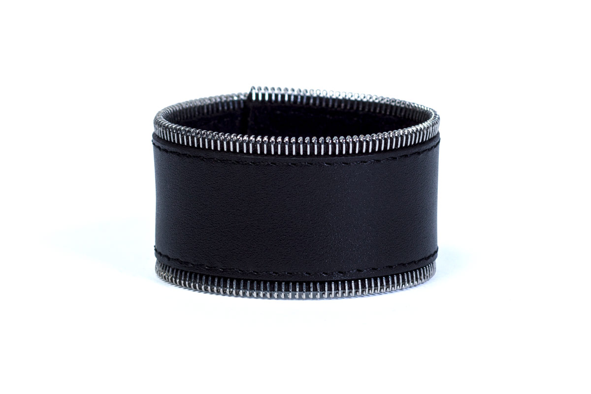

Женский браслет из кожи Band Addicted Black 18 Черный