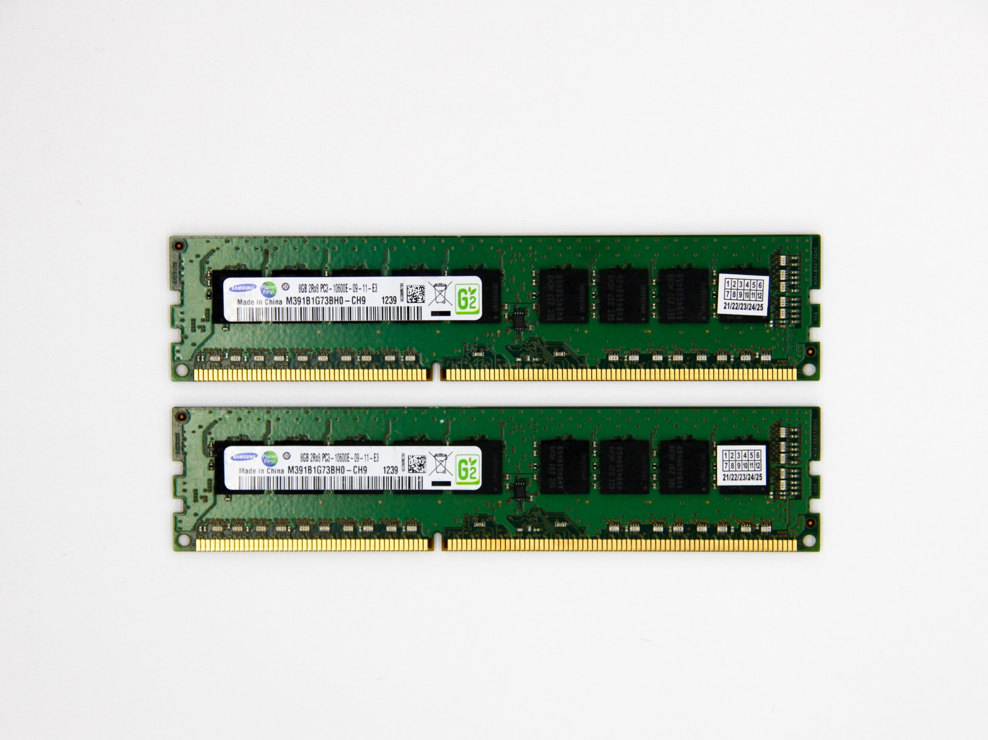 

Оперативная память Samsung DIMM 16Gb (2*8Gb) DDR3-1333MHz PC3-10600 CL9 (M391B1G73BH0-CH9) Refurbished