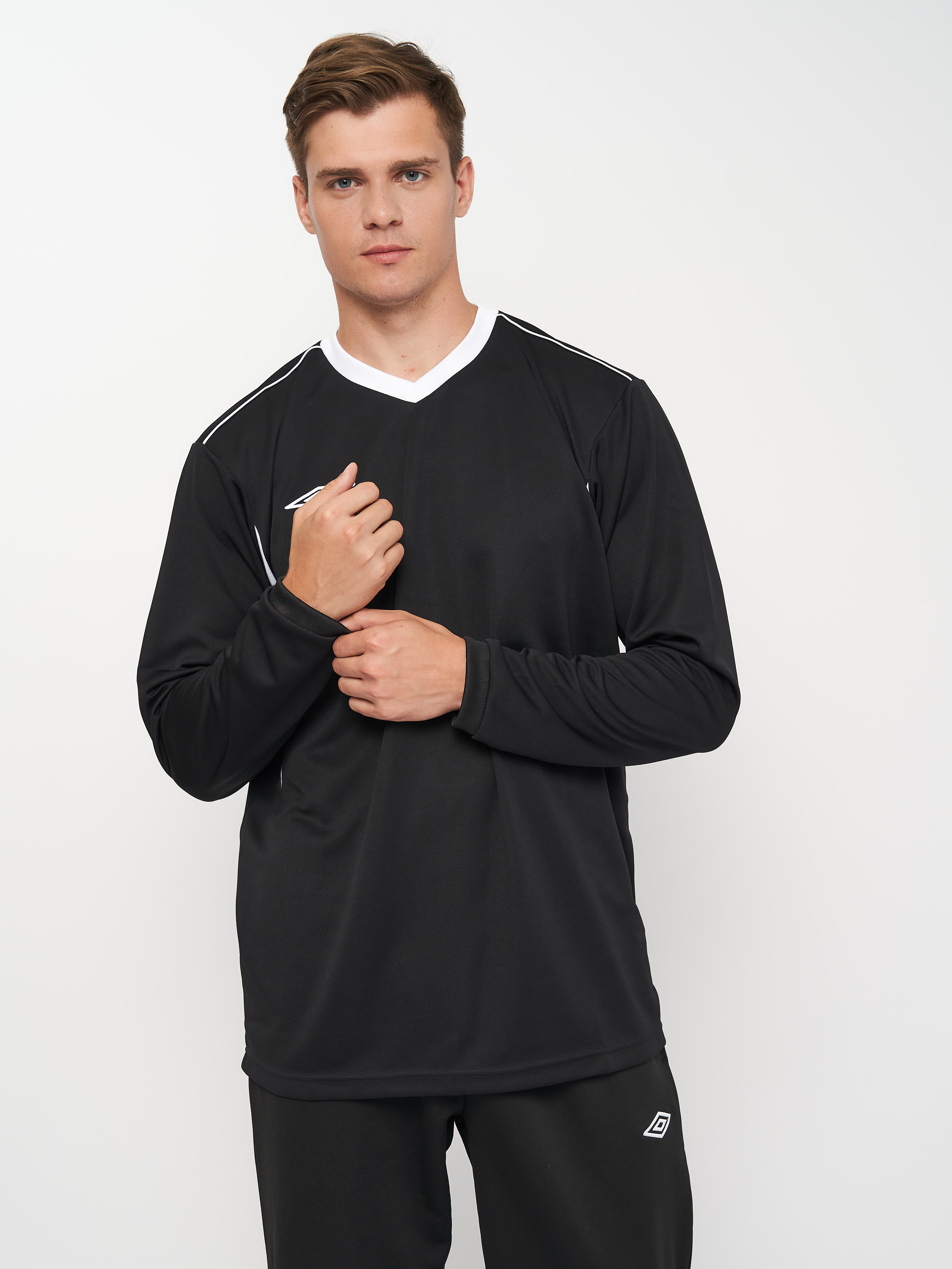 

Лонгслив Umbro Scarlett Jersey L/S A62772LD074 XL Черный