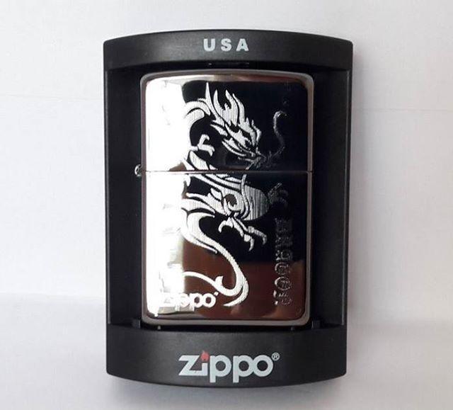 

Зажигалка ZIPPO Бензиновая (Dragon - Гравировка) (2256)