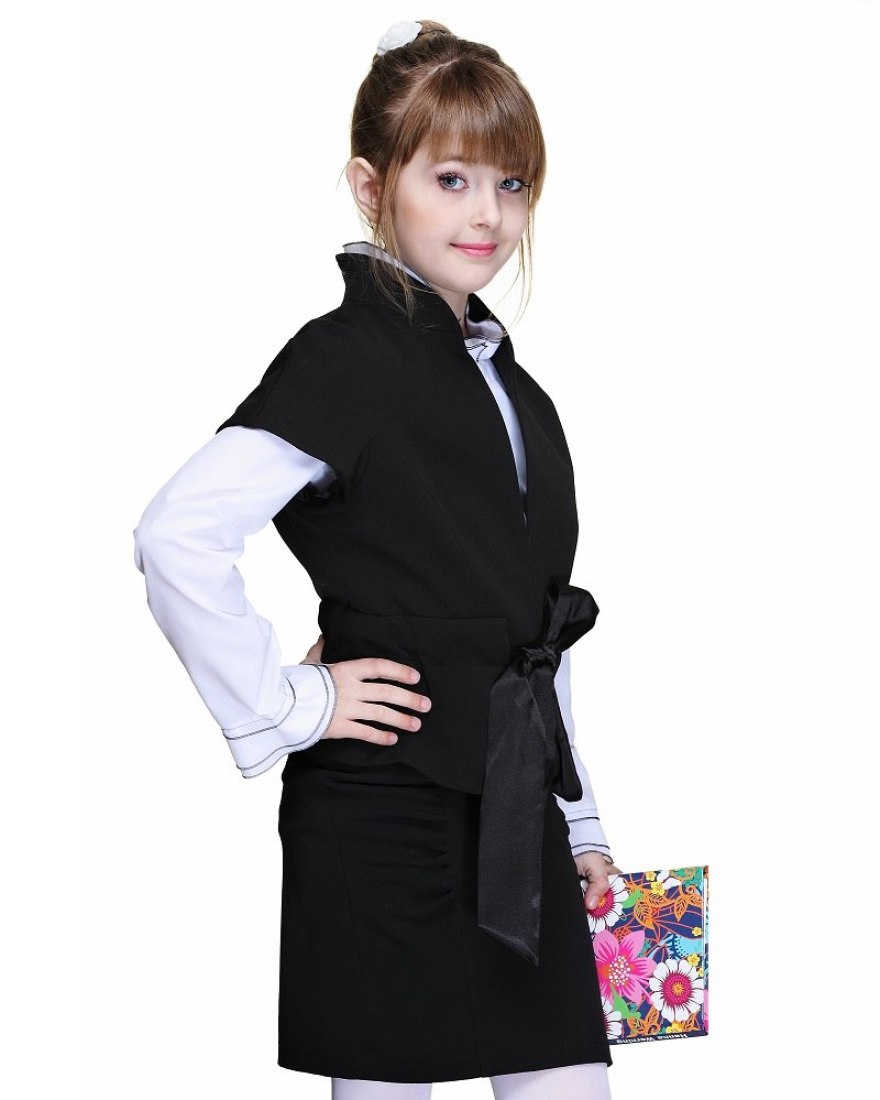 

Жилет Lukas Kids атласным поясом 146 черный(1219)