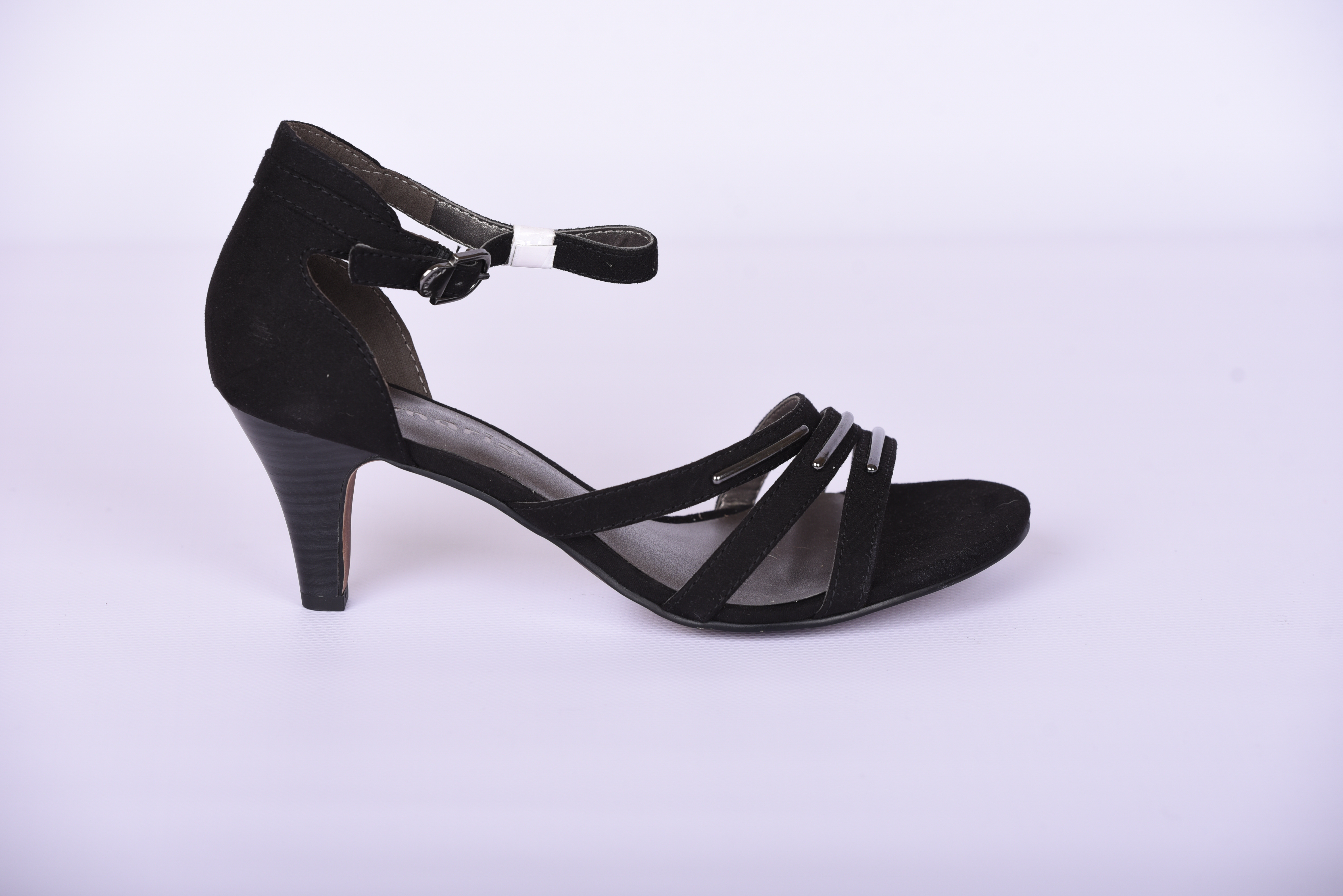 

Босоножки женские TAMARIS черные 40 р. 26 см T-09075