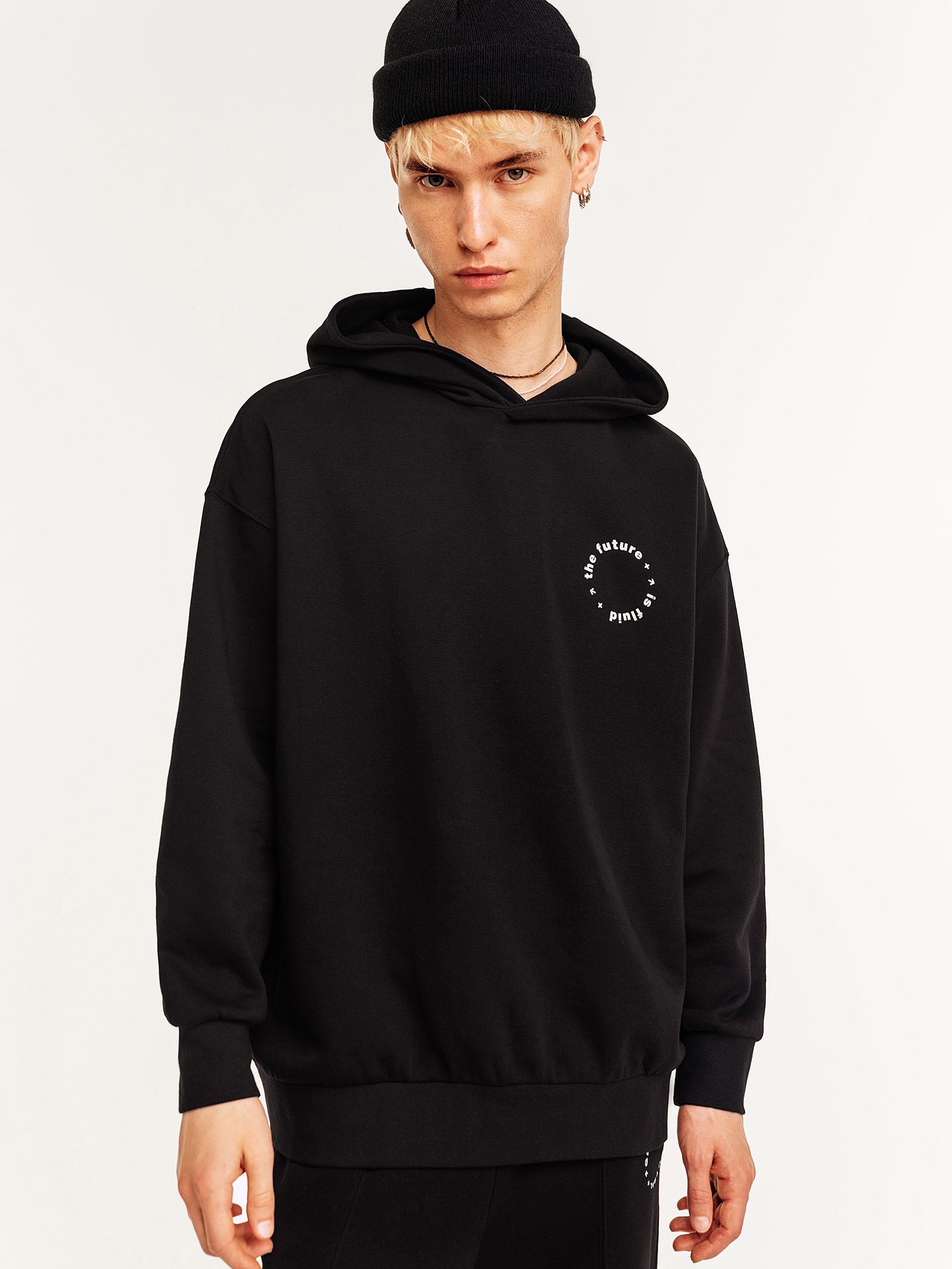 

Худи Befree 2131267462-55 M-L Черное