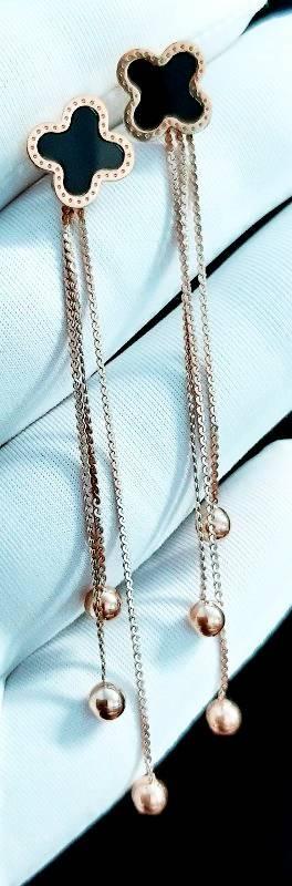 

Серьги гвоздики Stainless Steel Медицинское золото Позолота РО 7,5 см. хст-007