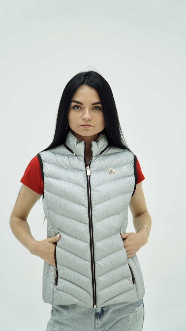 

Жилет женский Moncler 1993 Silver 1, Жилет женский Moncler 1993 Silver 1 (S)