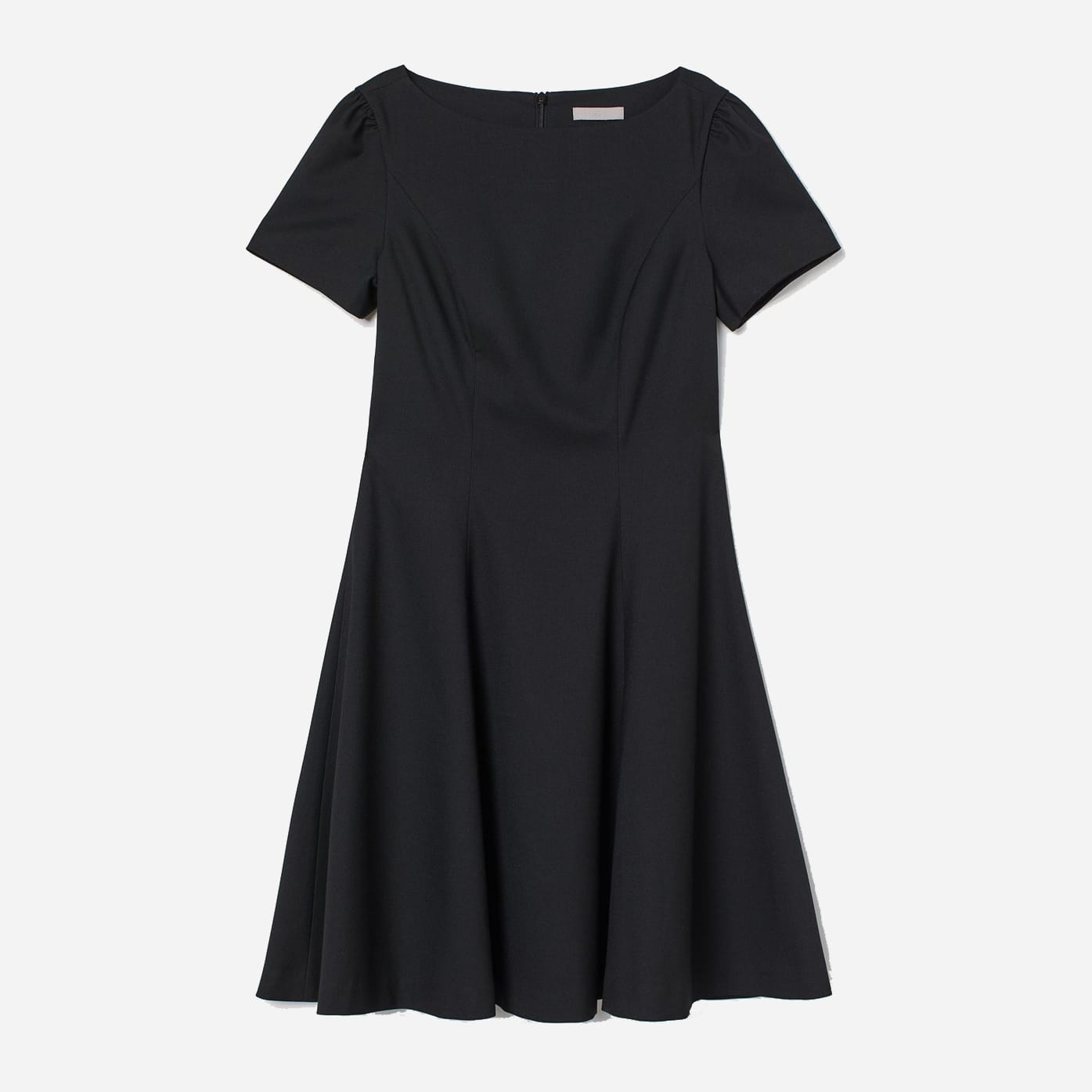 

Платье H&M 0577513_черн 38 Черное