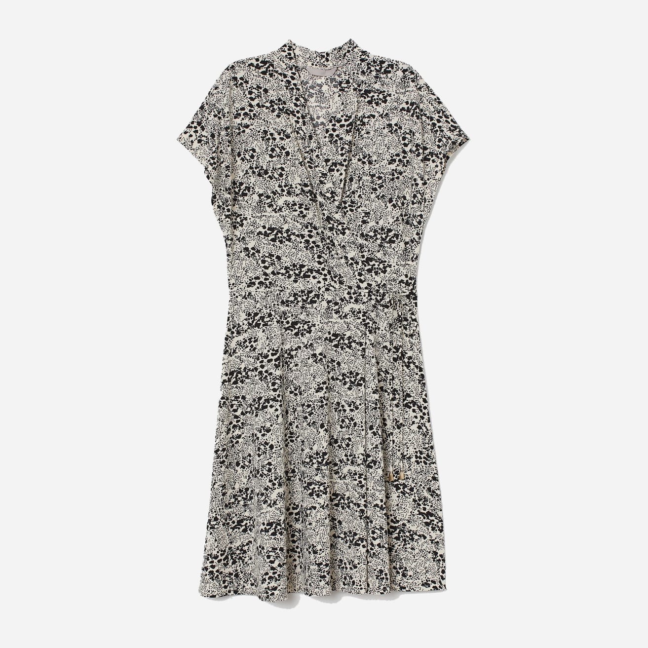 

Платье H& 0885710_черн.пят  Бежевое, Платье H&M 0885710_черн.пят M Бежевое