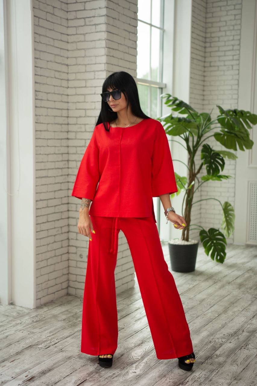 

Fashions • Костюм женский брючный легкий Лорен Fashions 42-44 красный (7233)