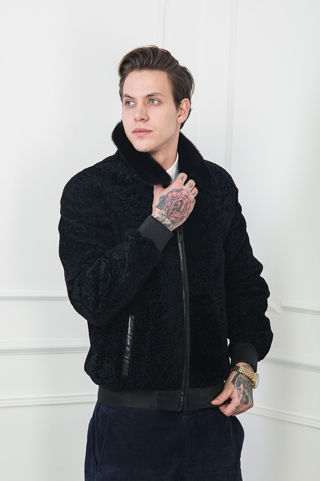 

Мужская шуба TORNADO FUR из меха астраган  Черная (glp-1027, Мужская шуба TORNADO FUR из меха астраган S Черная (glp-1027)