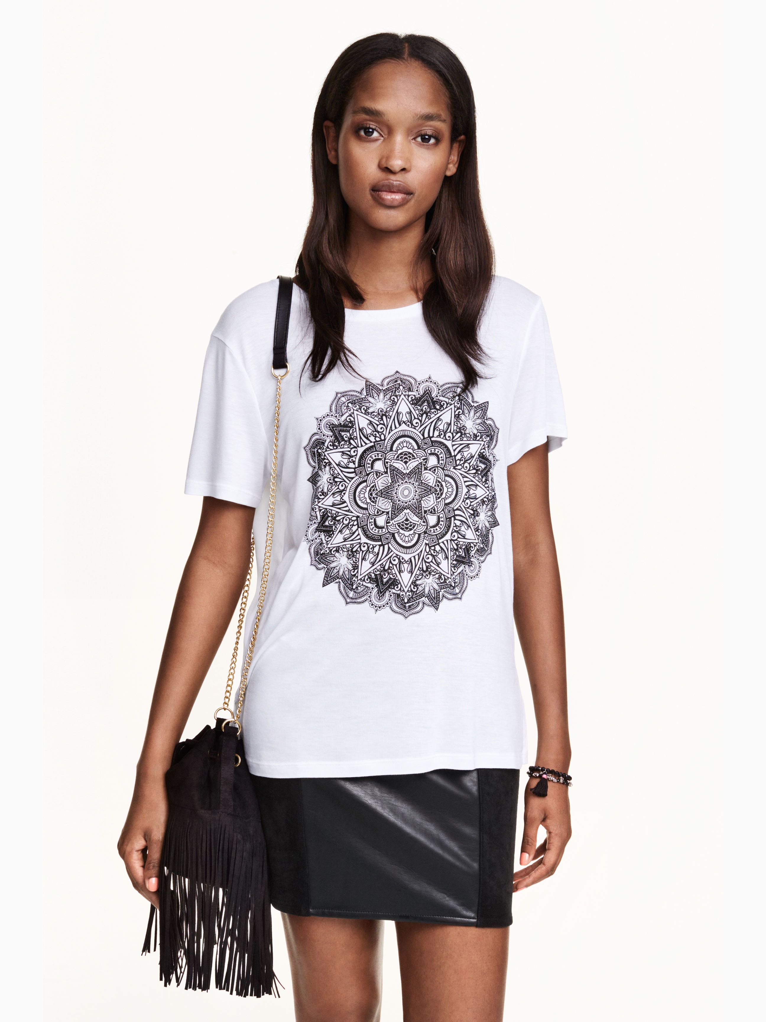 

Футболка H&M 3332192-ABBU M Молочная