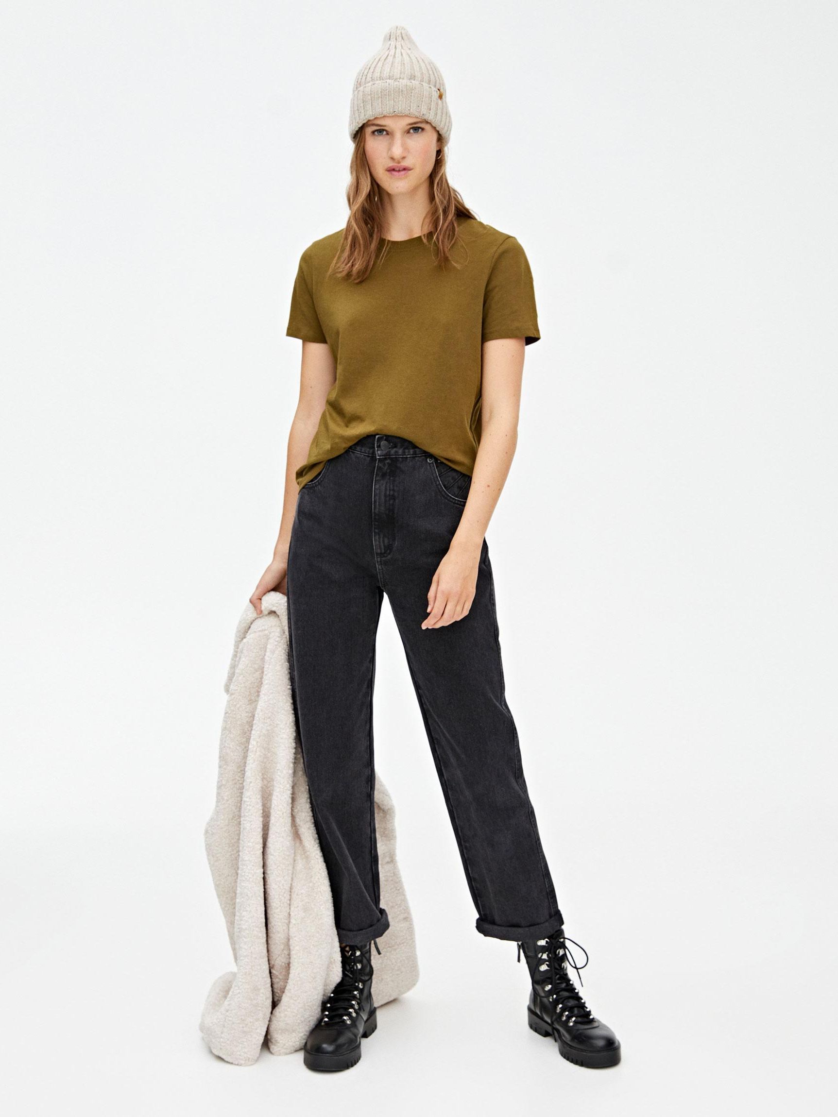 

Футболка Pull & Bear 5244/357/528-ACYC M Хаки