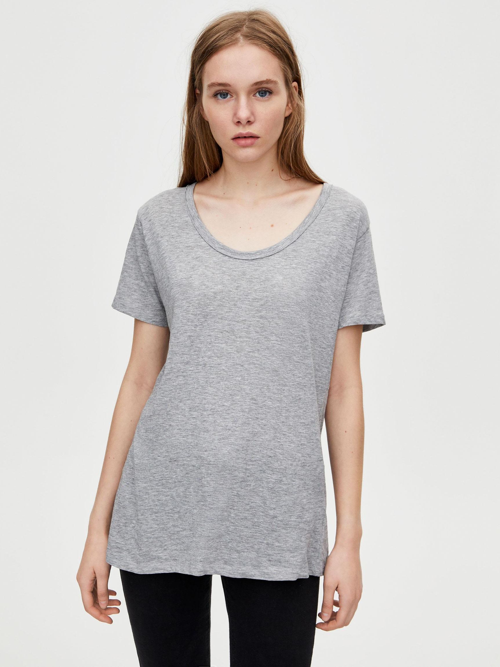 

Футболка Pull & Bear 5244/359/803-ABKU L Серая