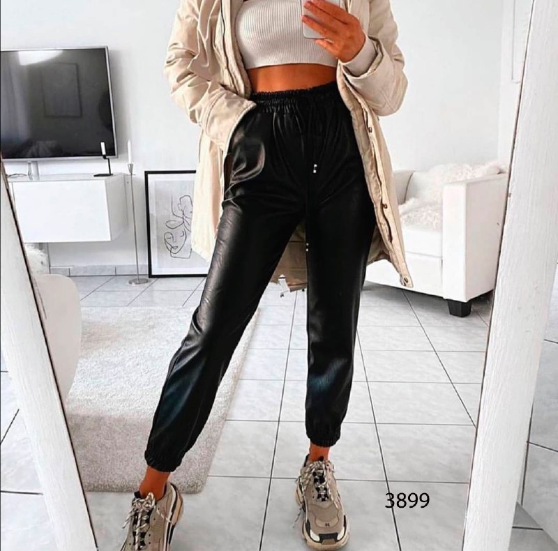 

Fashions • Женские штаны Маркем Fashions S (42-44) черный (3899)