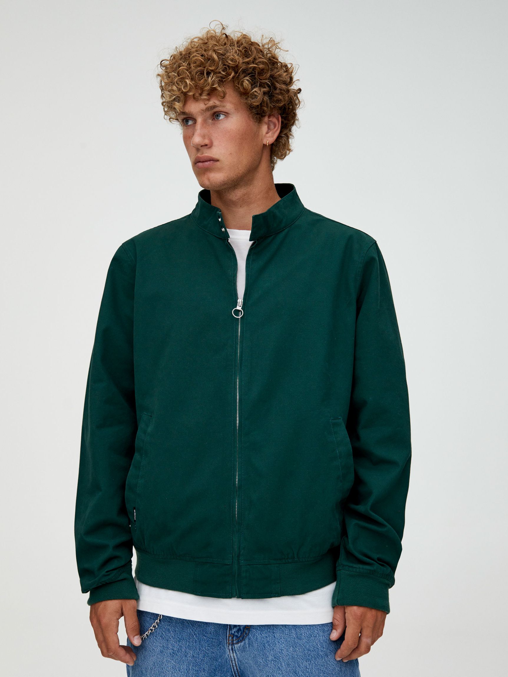 

Куртка Pull & Bear 9714/523/500  Изумрудная, Куртка Pull & Bear 9714/523/500 S Изумрудная