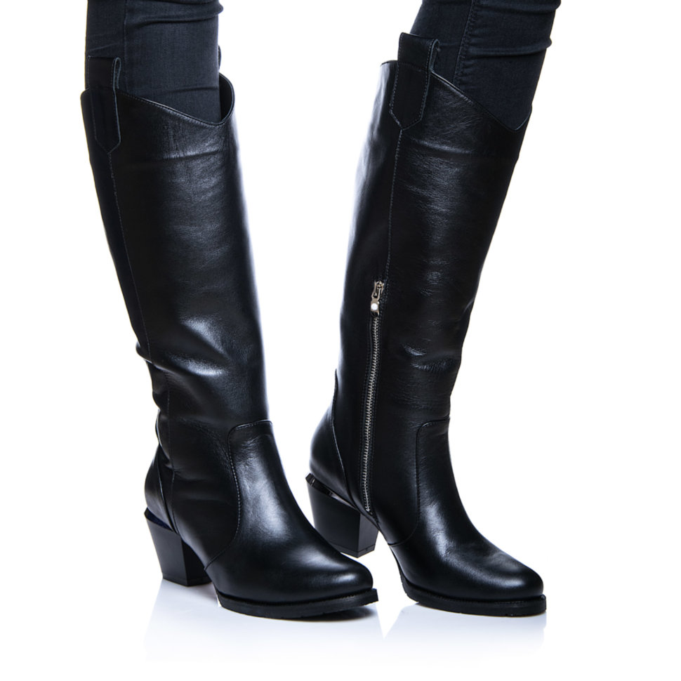 

Сапоги Rivadi 2277 36(24см ) Черная кожа